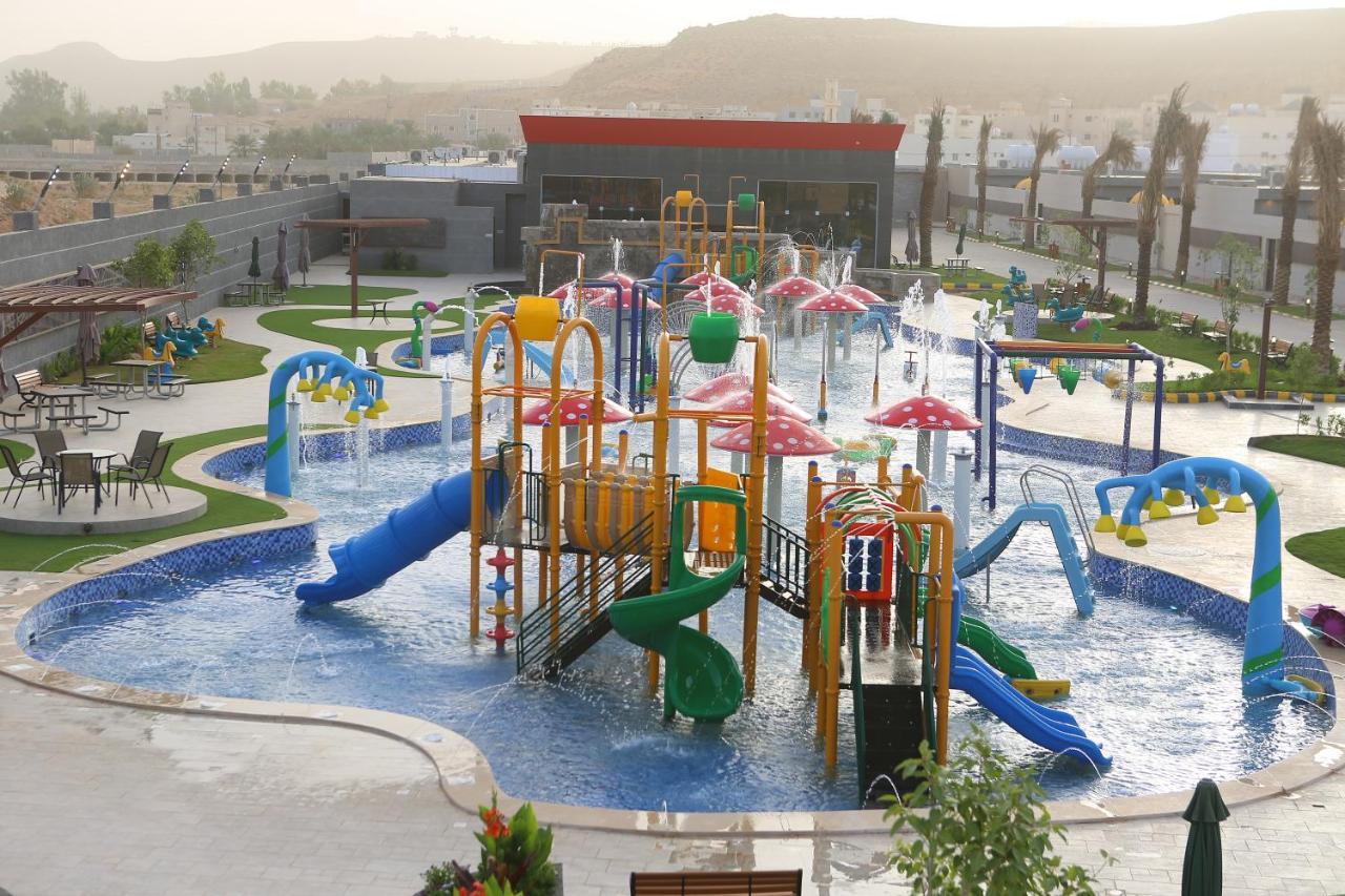 Amaaria Aquapark Resort Villas & Chalet Riad Exterior foto