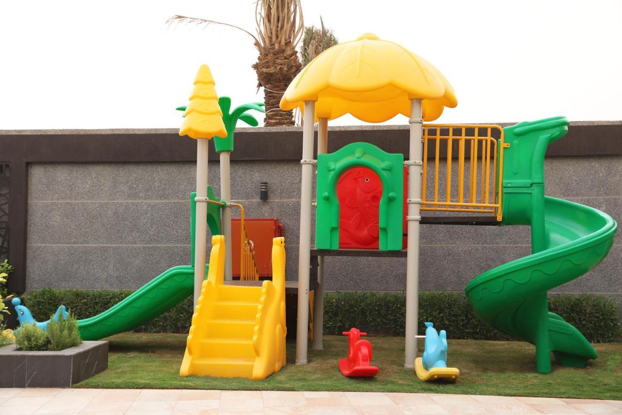 Amaaria Aquapark Resort Villas & Chalet Riad Exterior foto